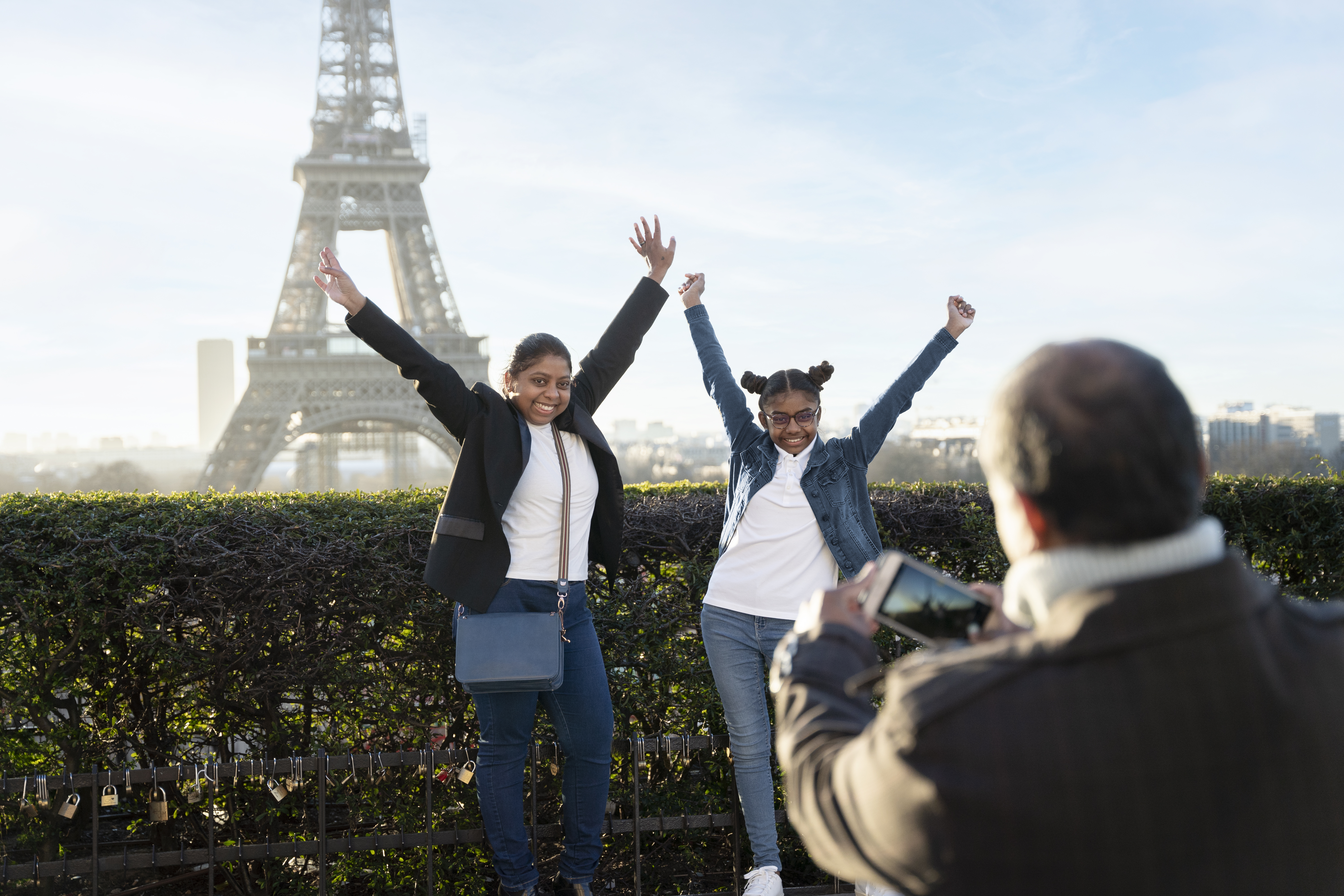 Le parcours d'un immigré en France, de son arrivée à la naturalisation